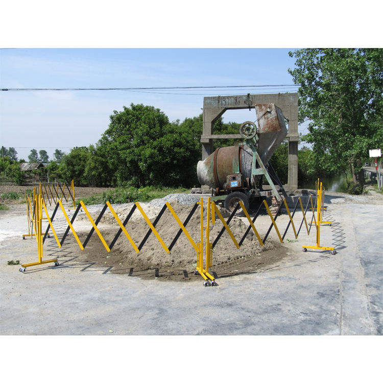 Expandable Safety Barricade, Expandable Traffic Barriers