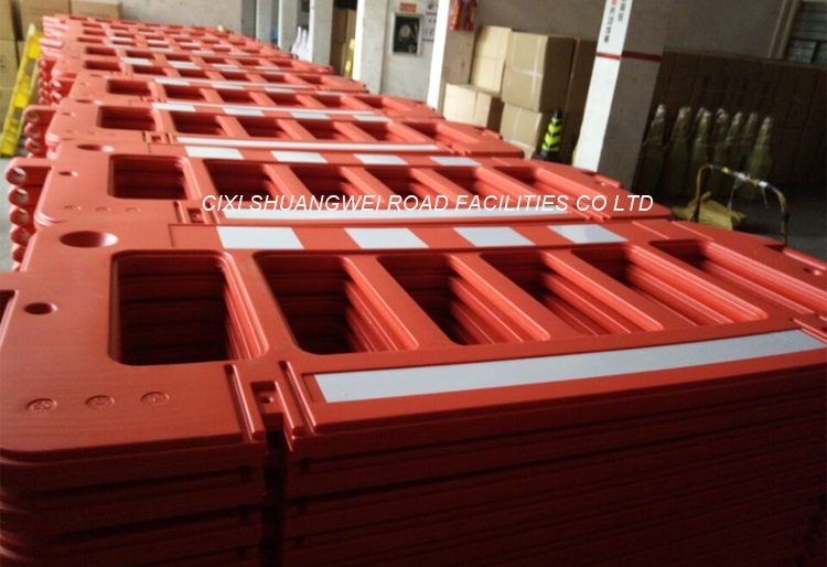 Plastic Crowd Control Barrier