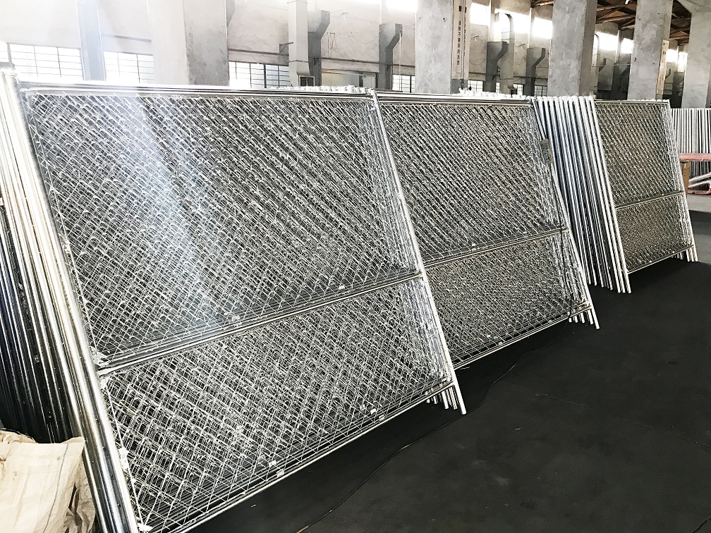 Chain Link Temporary Fence