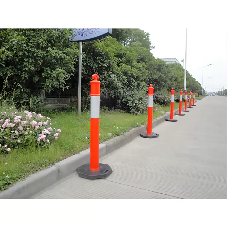 Delineator Post T-Top bollard